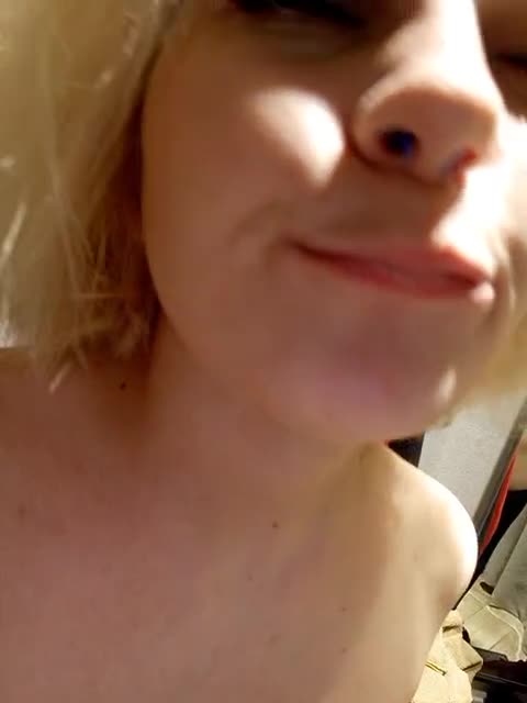 View or download file marie_outdoor on 2024-10-26 from bongacams