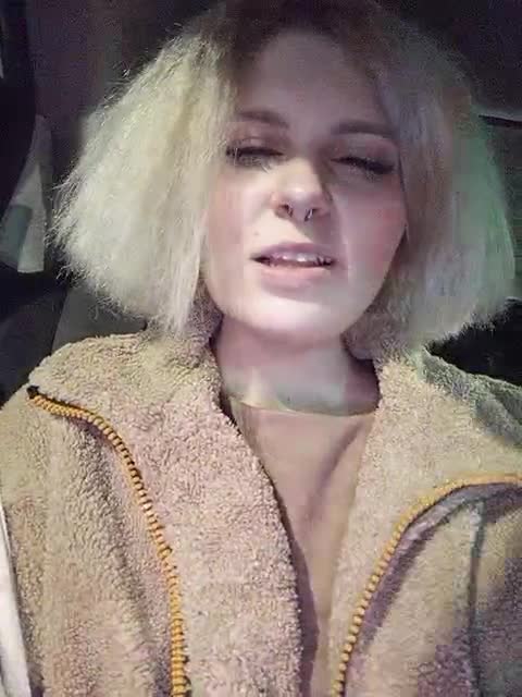 View or download file marie_outdoor on 2024-10-26 from bongacams