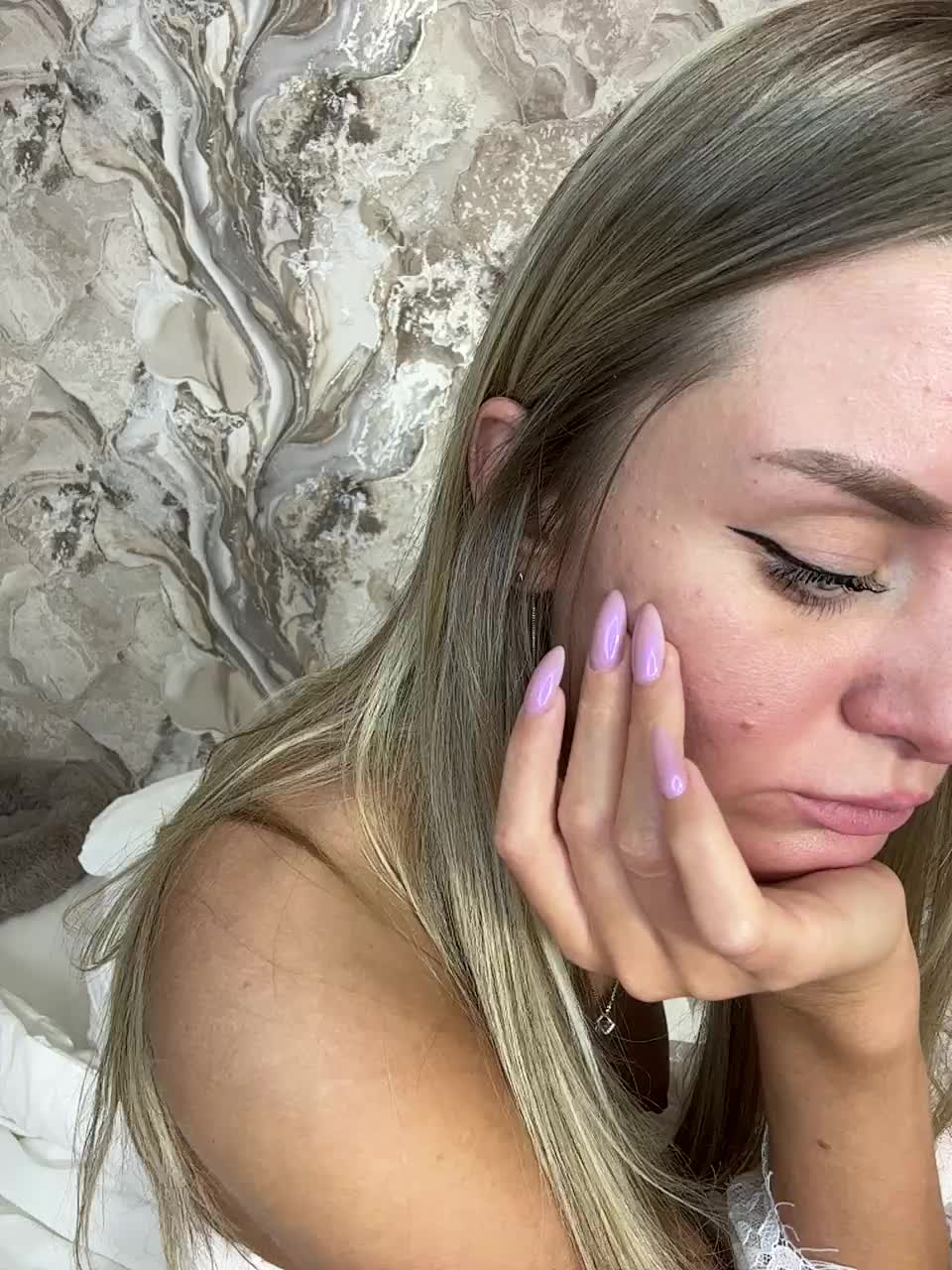 View or download file model2021 on 2024-10-26 from bongacams