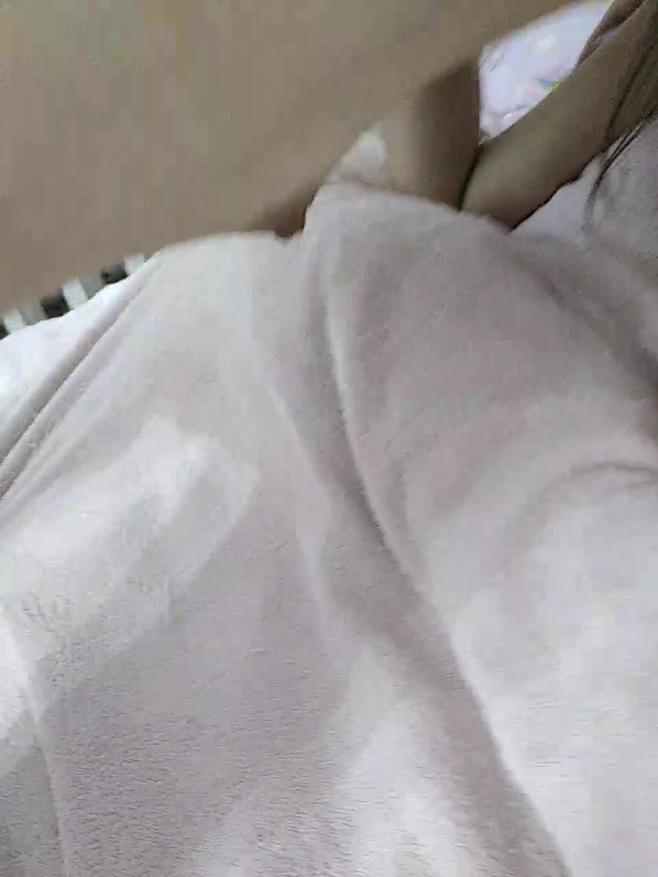 View or download file elena_g on 2024-10-27 from bongacams