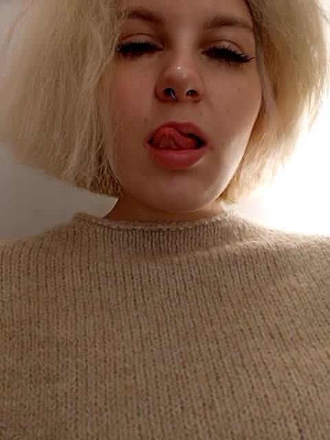 View or download file marie_outdoor on 2024-10-27 from bongacams