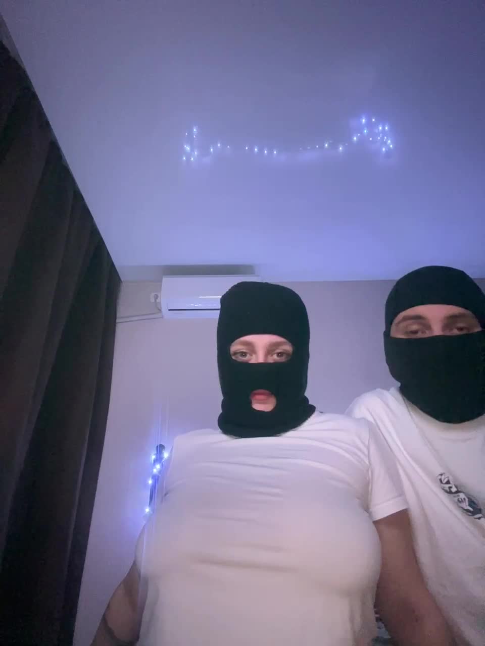 View or download file smokirous on 2024-10-28 from bongacams