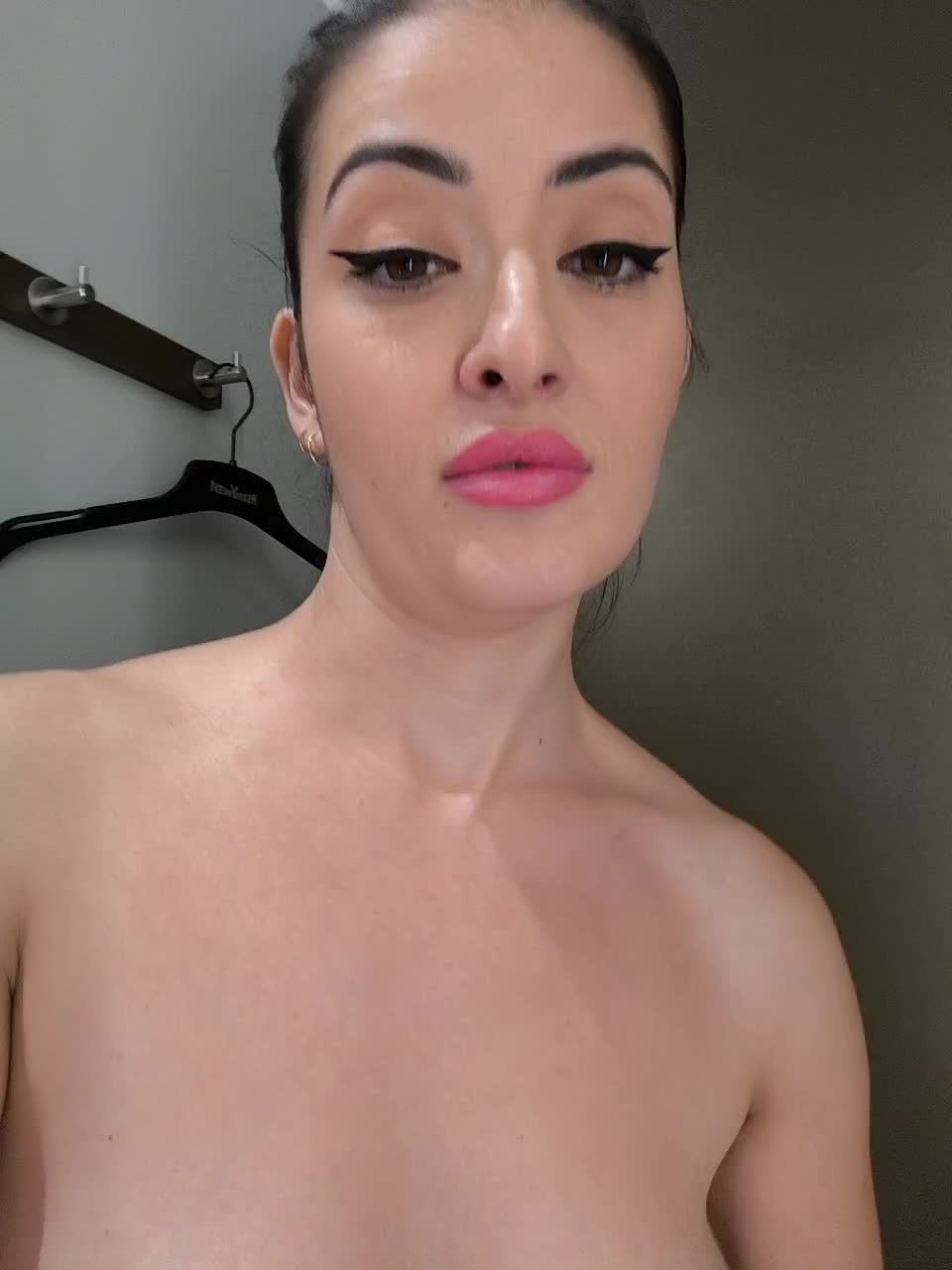 View or download file crazypussy07 on 2024-10-29 from bongacams