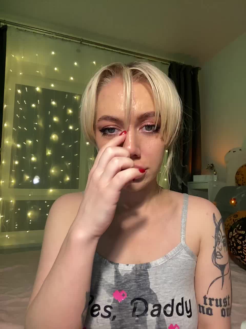 View or download file larivaisss on 2024-10-29 from bongacams