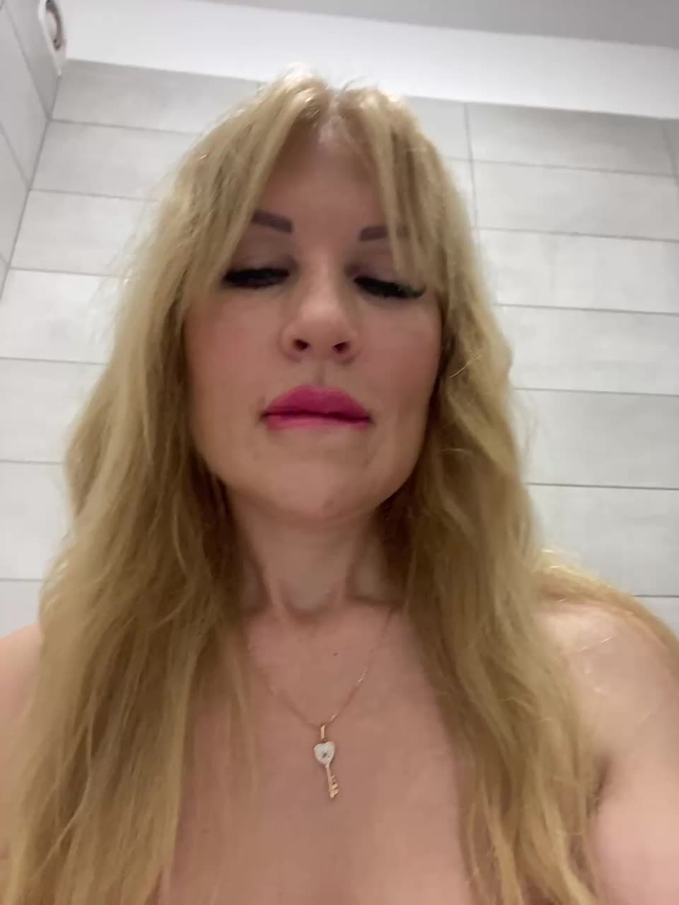 View or download file sexywoman999 on 2024-10-29 from bongacams