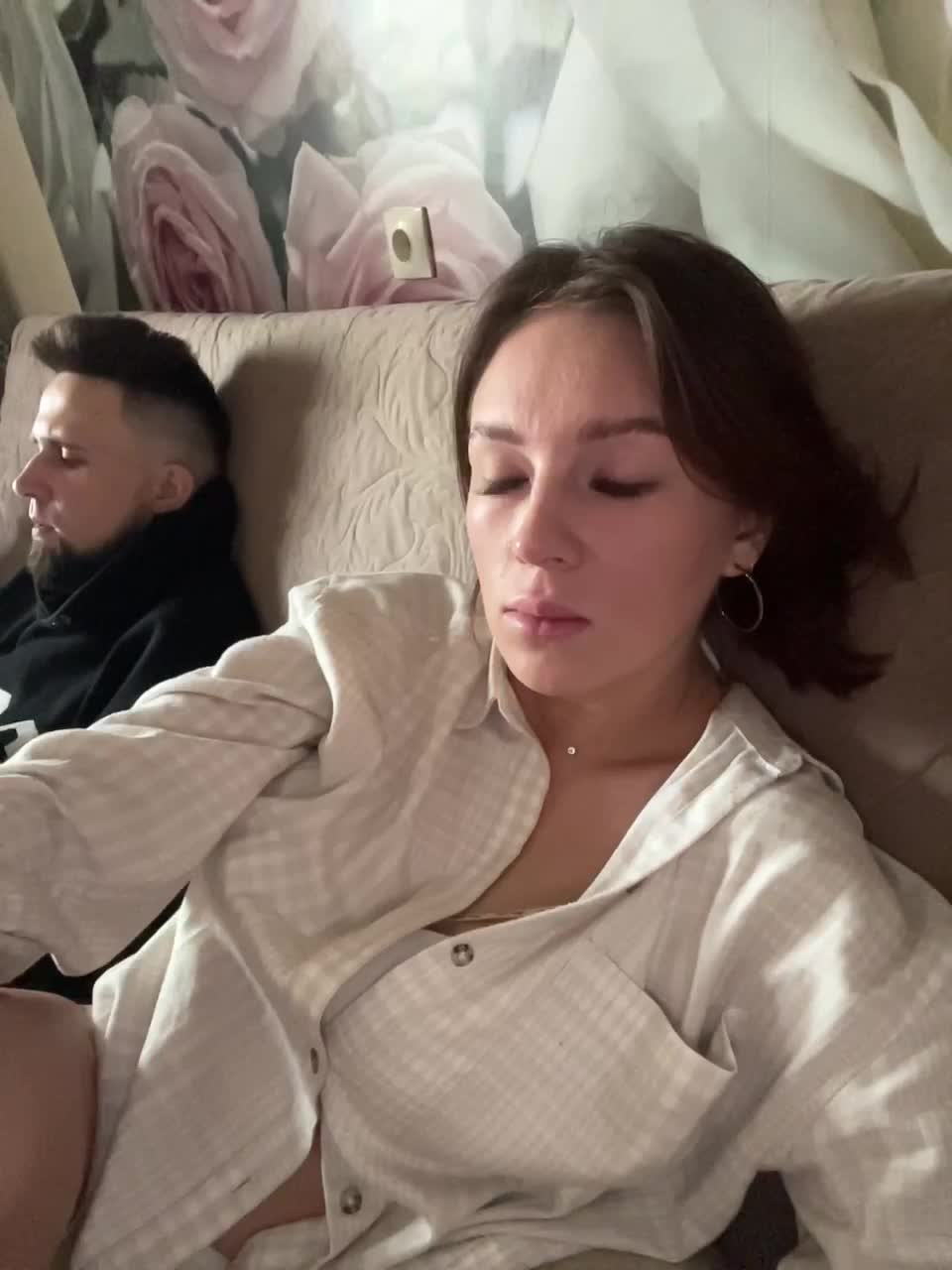 View or download file kaliss1599 on 2024-10-30 from bongacams