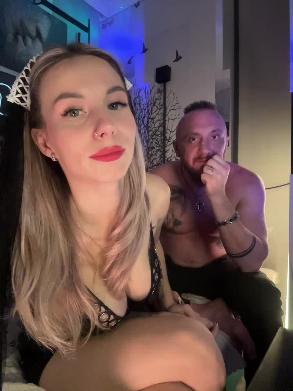 View or download file vik1one1 on 2024-10-30 from bongacams