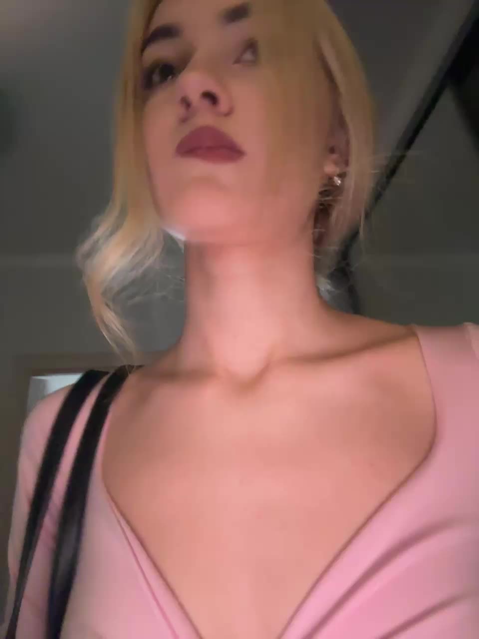 View or download file _lana_chester_ on 2024-11-01 from bongacams