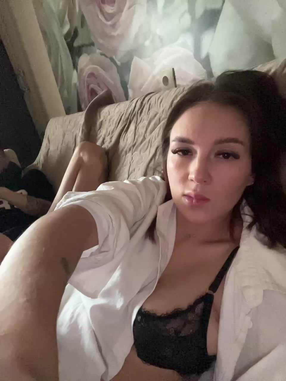 View or download file kaliss1599 on 2024-11-02 from bongacams