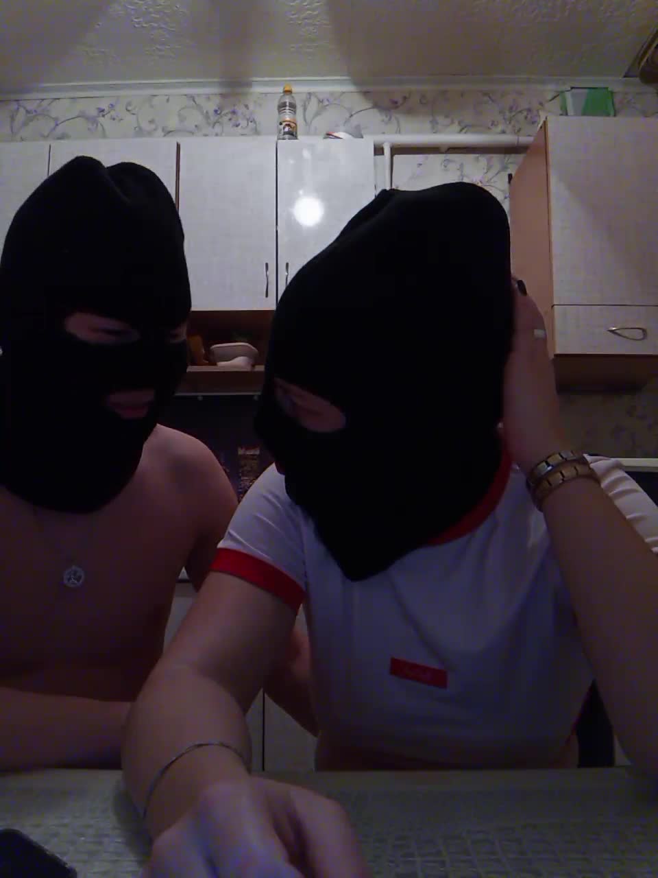 View or download file di0303 on 2024-11-04 from bongacams