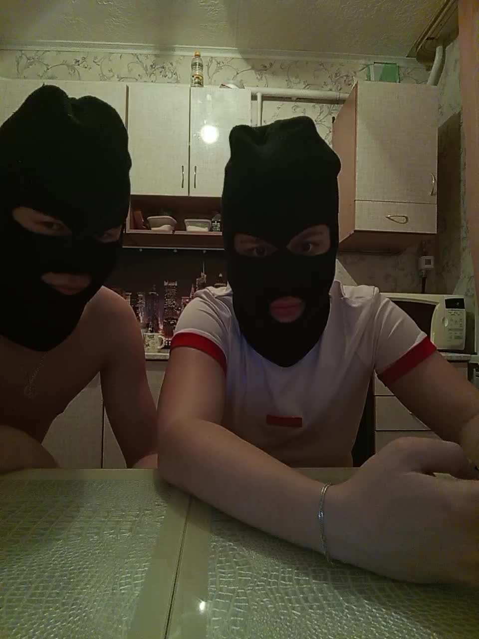 View or download file di0303 on 2024-11-04 from bongacams