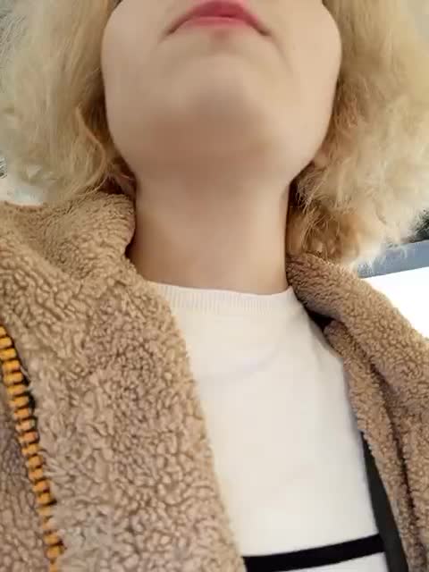 View or download file marie_outdoor on 2024-11-04 from bongacams