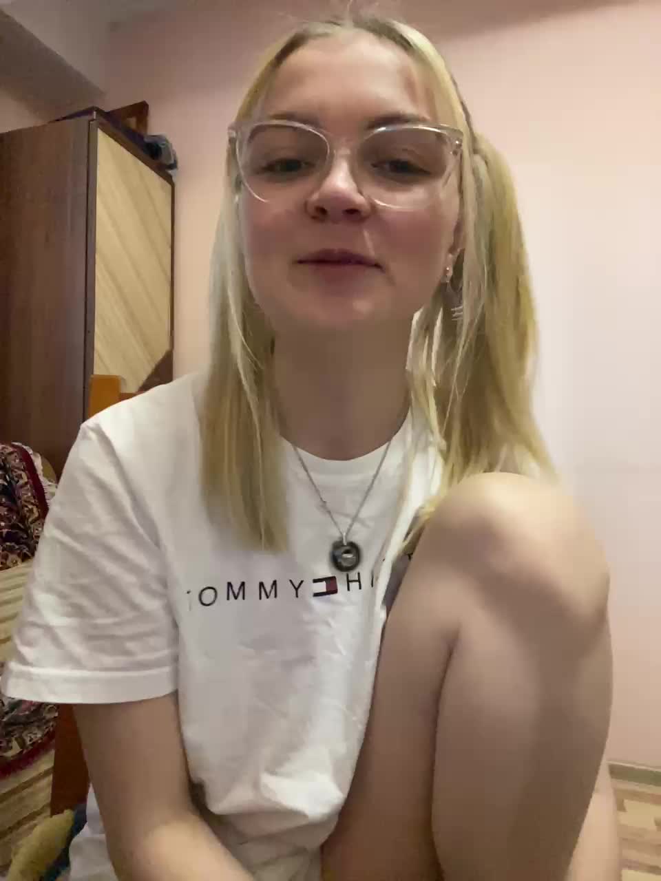 View or download file milkiss23 on 2024-11-04 from bongacams