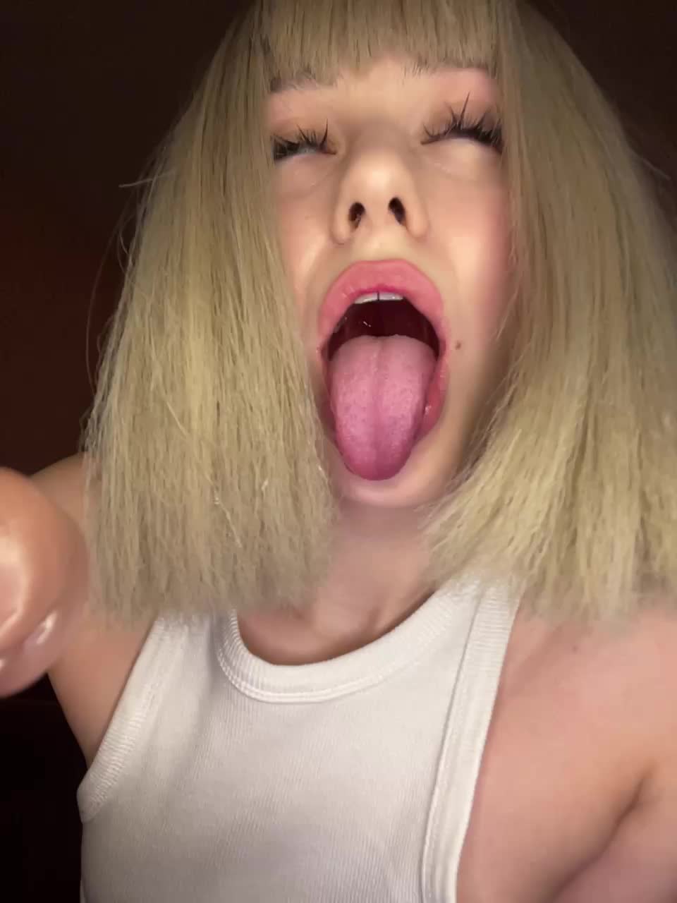 View or download file annasissi on 2024-11-05 from bongacams