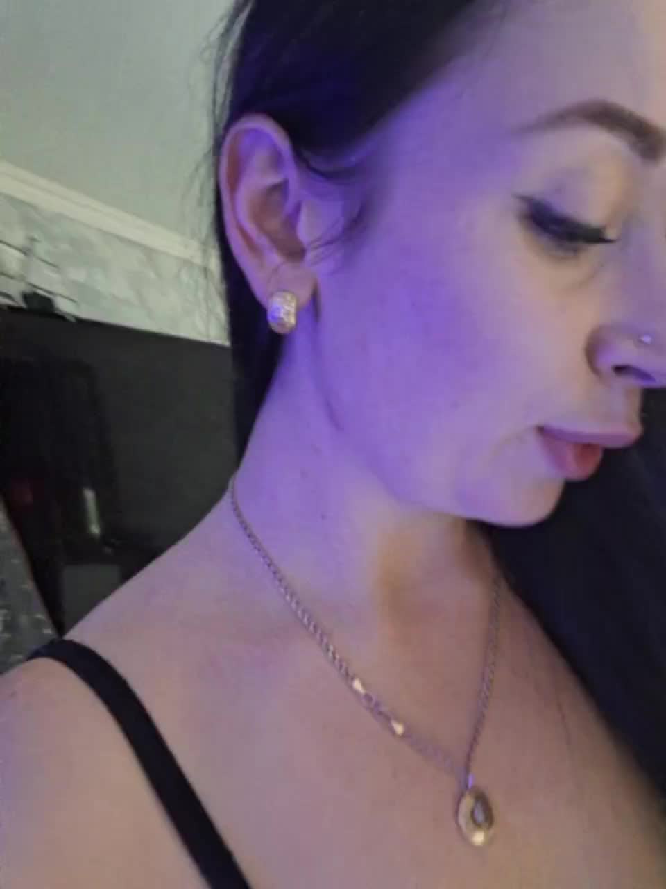 View or download file aureliyxxx on 2024-11-05 from bongacams