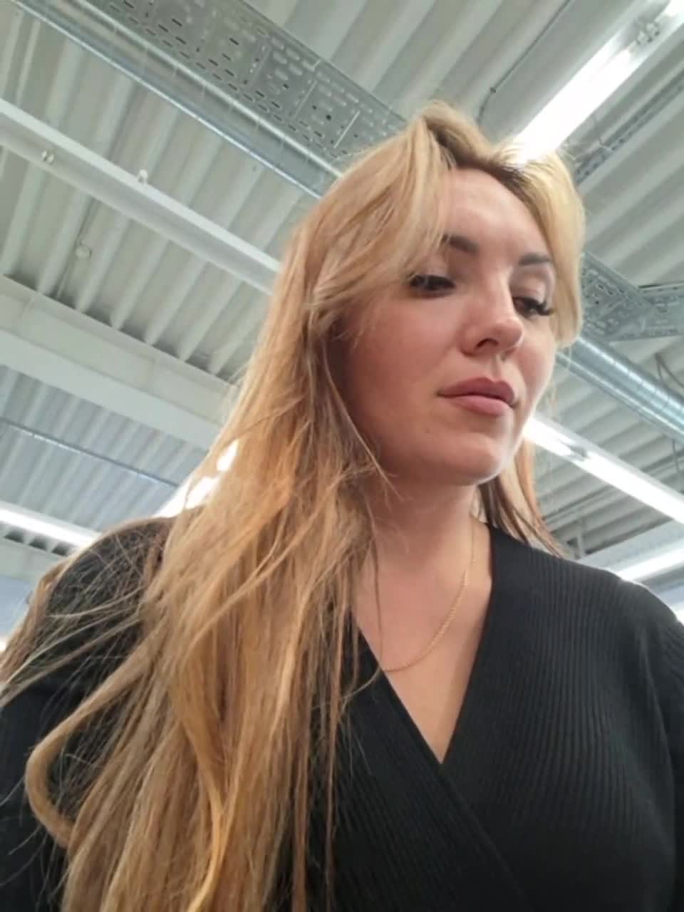 View or download file divora on 2024-11-05 from bongacams