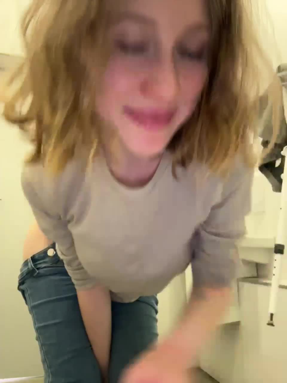 View or download file likachkaa on 2024-11-05 from bongacams