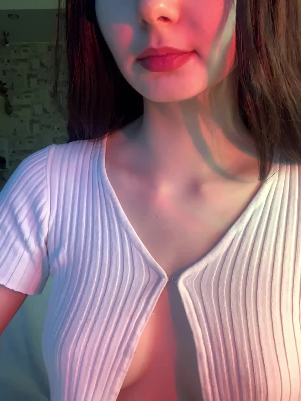 View or download file lola_li on 2024-11-05 from bongacams