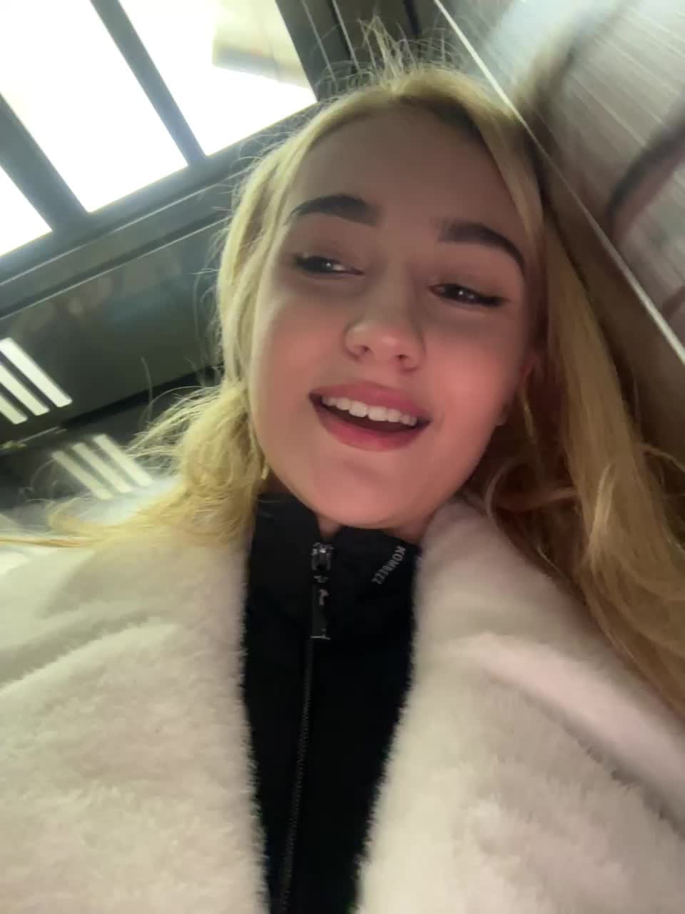 View or download file _lana_chester_ on 2024-11-06 from bongacams