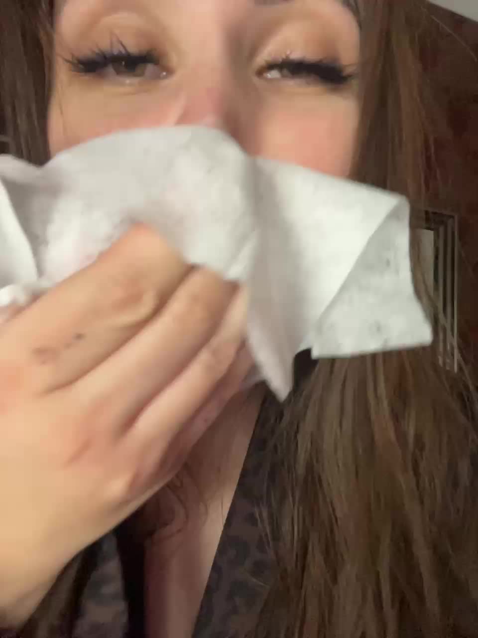 View or download file girls_leia on 2024-11-06 from bongacams