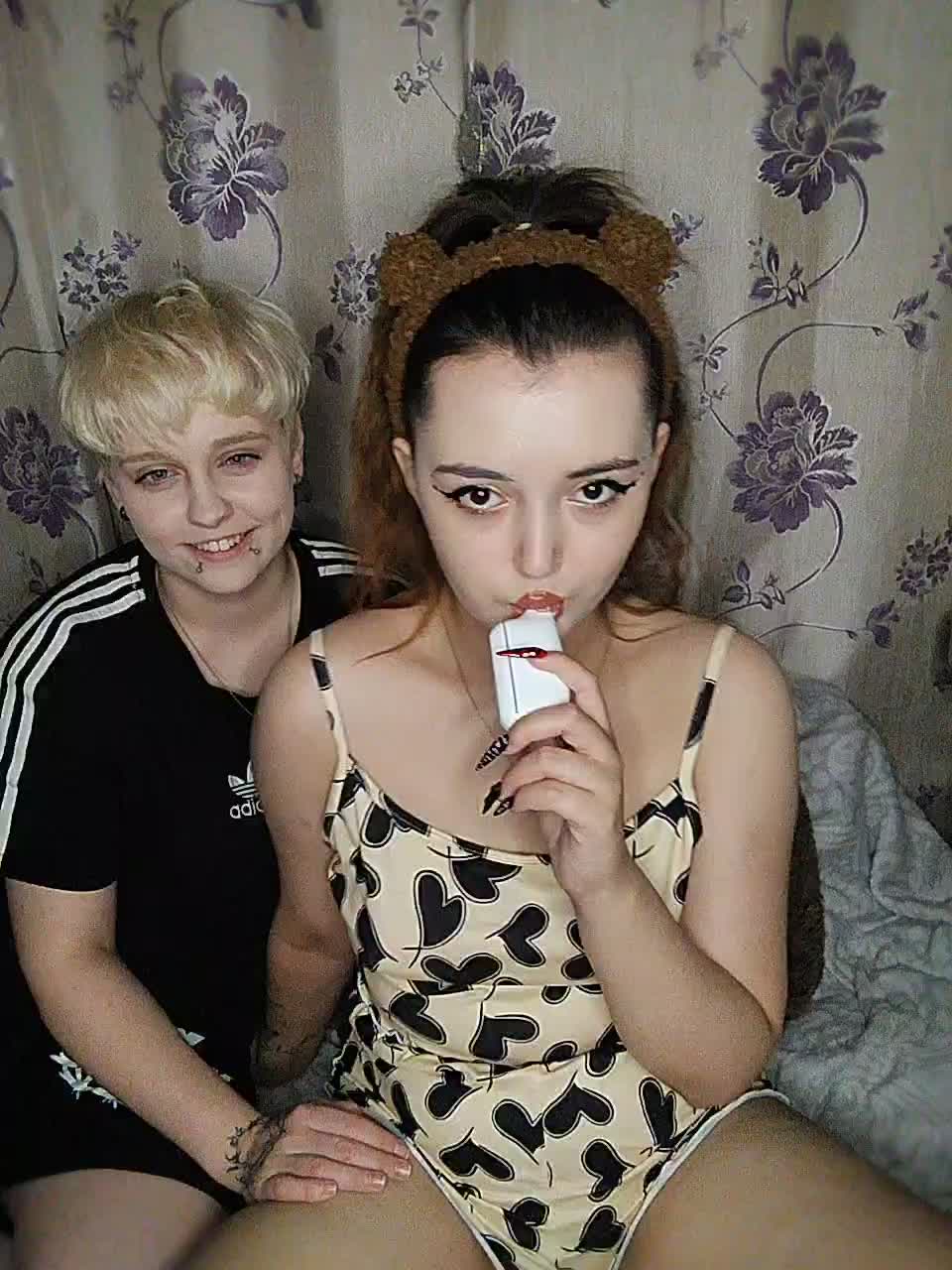 View or download file kittycolorfull on 2024-11-06 from bongacams