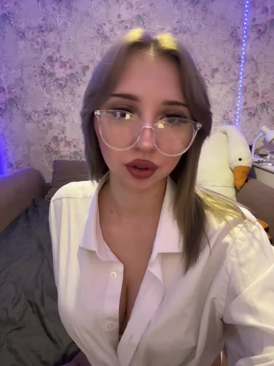 View or download file nice_rats02 on 2024-11-06 from bongacams