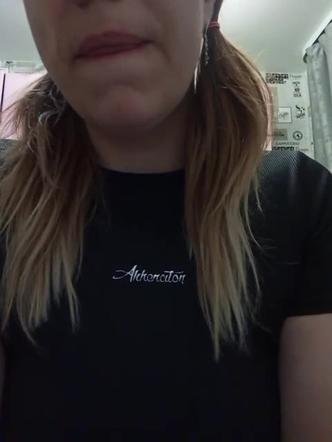 View or download file niki233221 on 2024-11-06 from bongacams