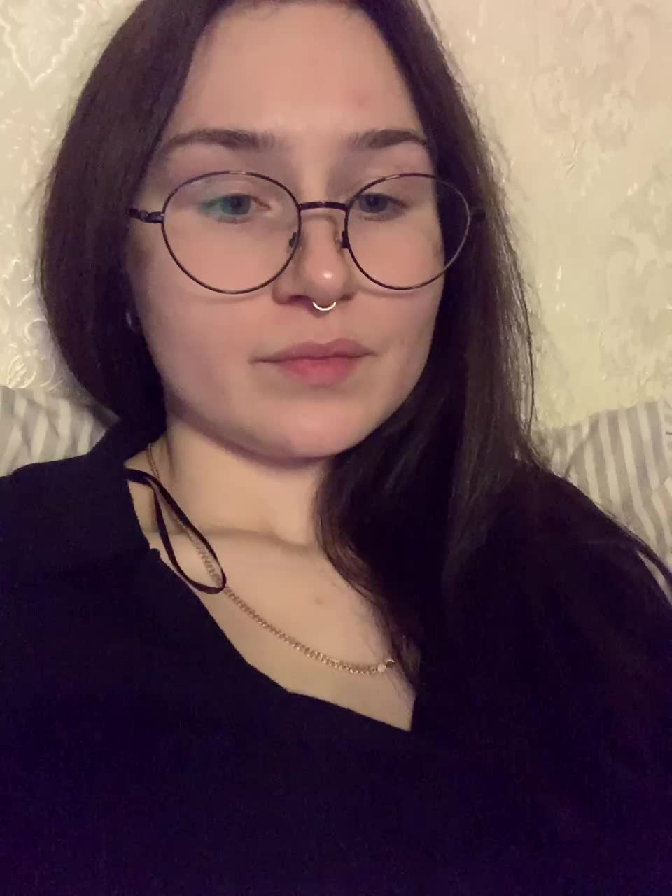 View or download file sashalindann on 2024-11-06 from bongacams