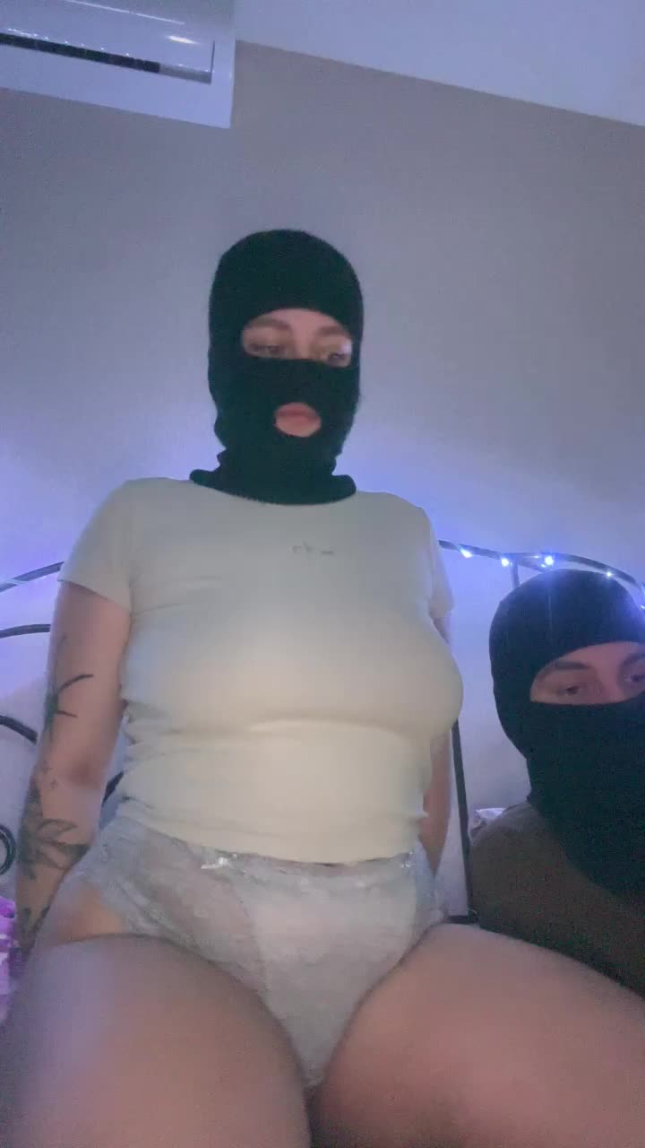 View or download file smokirous on 2024-11-06 from bongacams