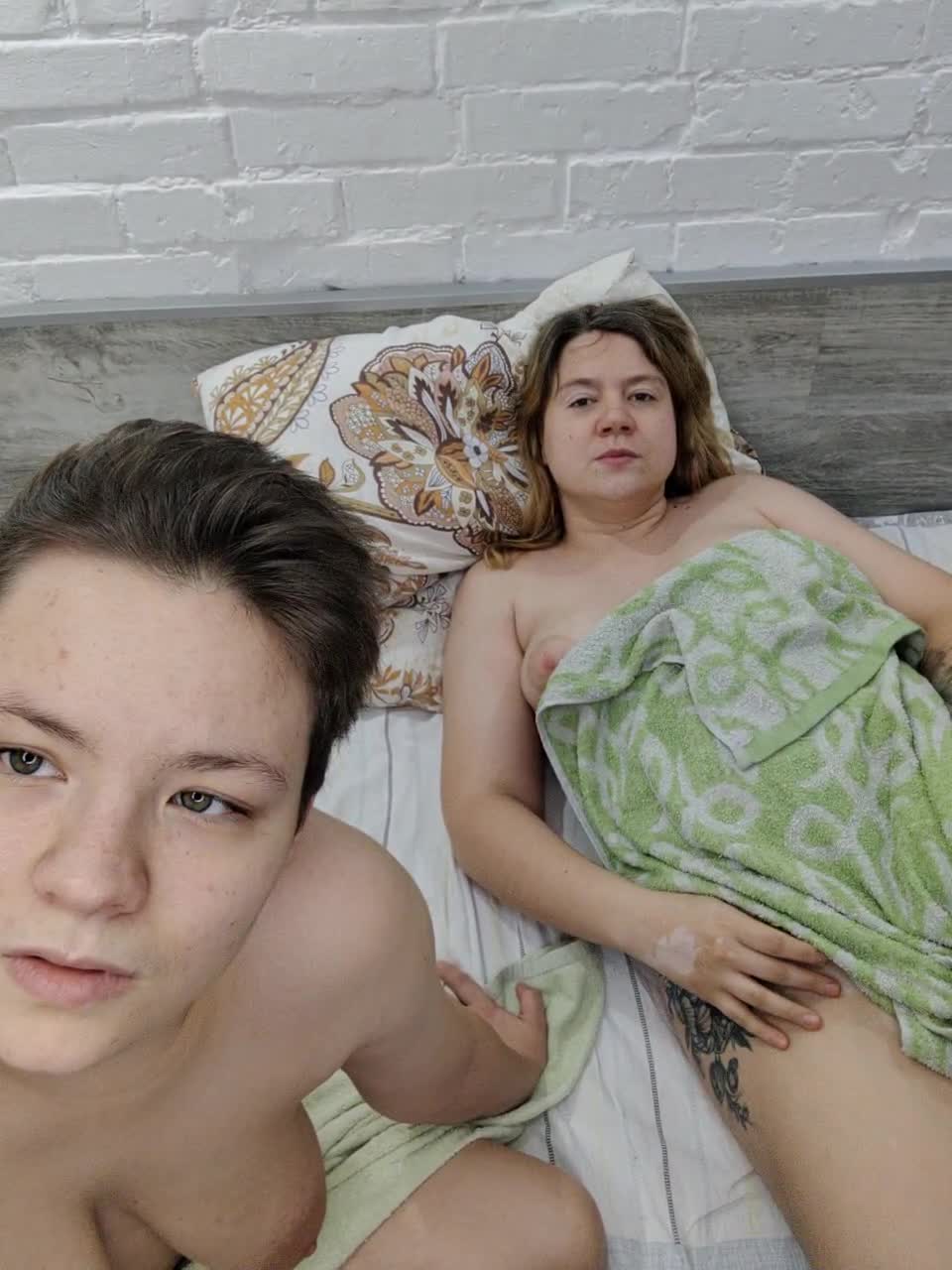 View or download file alinazz on 2024-11-07 from bongacams