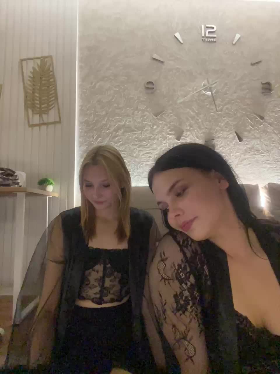 View or download file jeniffer_and_elis on 2024-11-07 from bongacams
