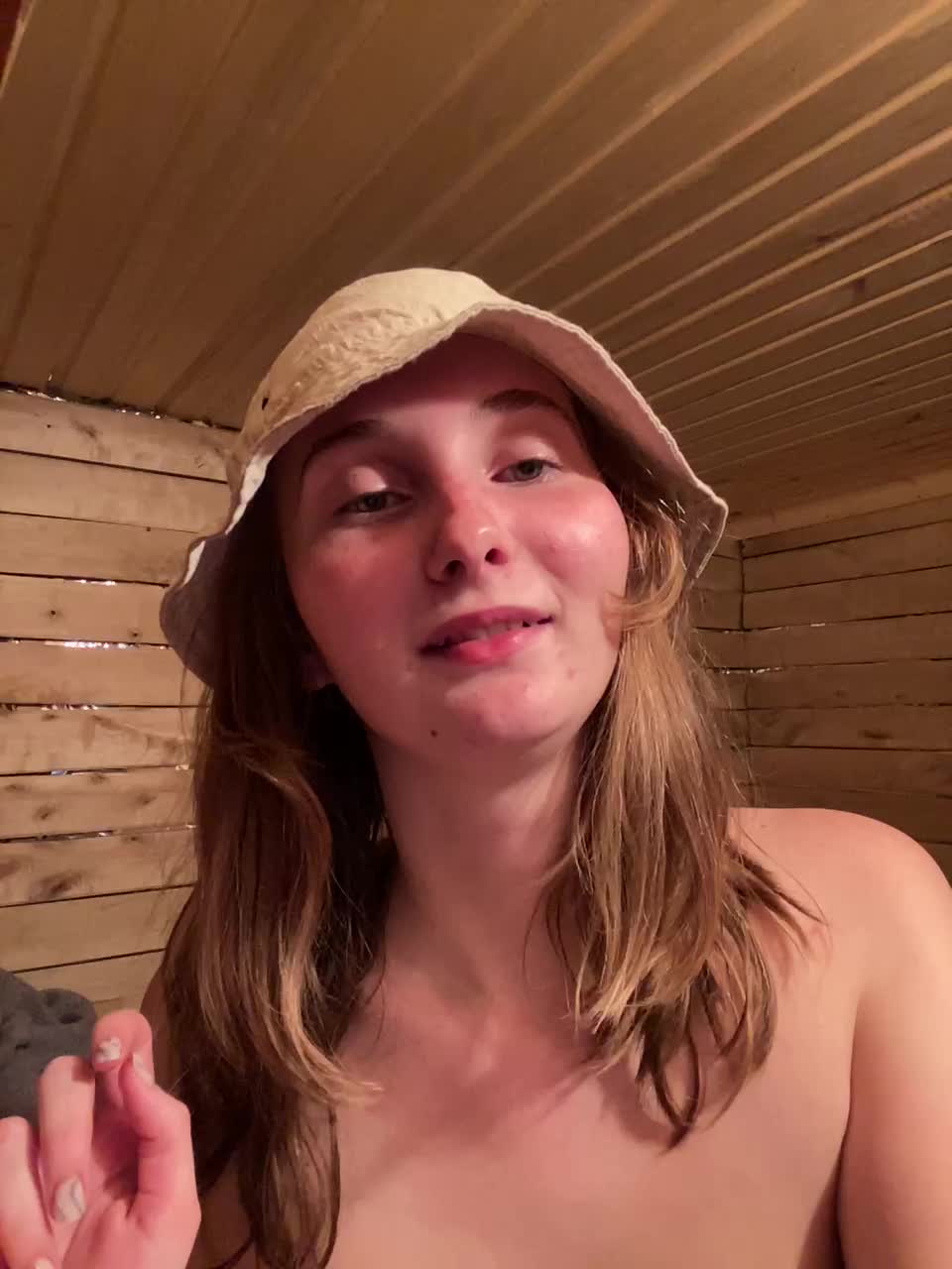 View or download file peachgirl on 2024-11-07 from bongacams