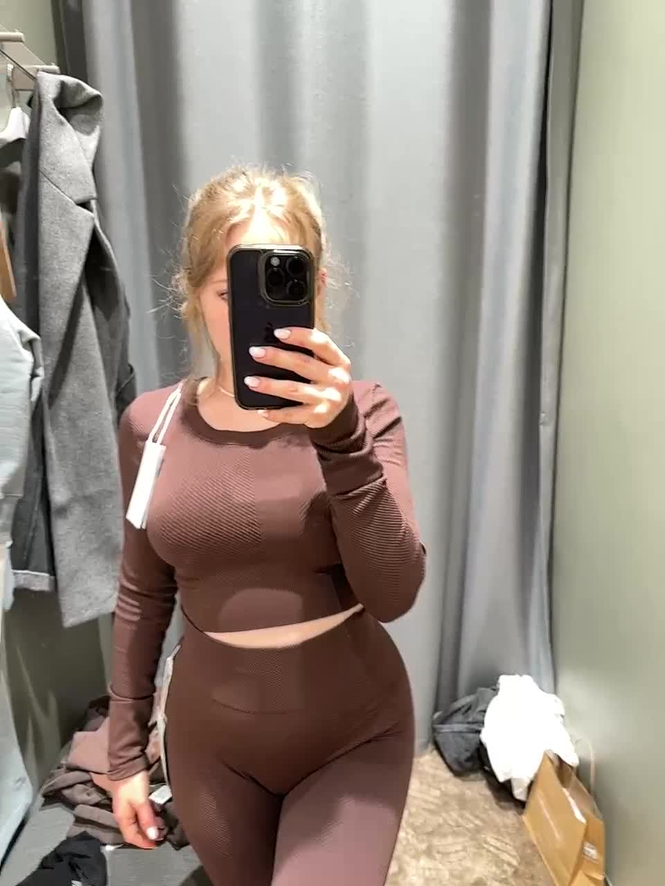 View or download file likachkaa on 2024-11-09 from bongacams