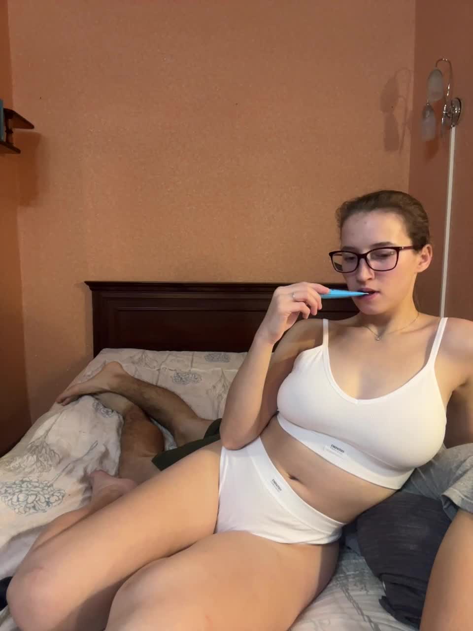 View or download file lubimki on 2024-11-09 from bongacams