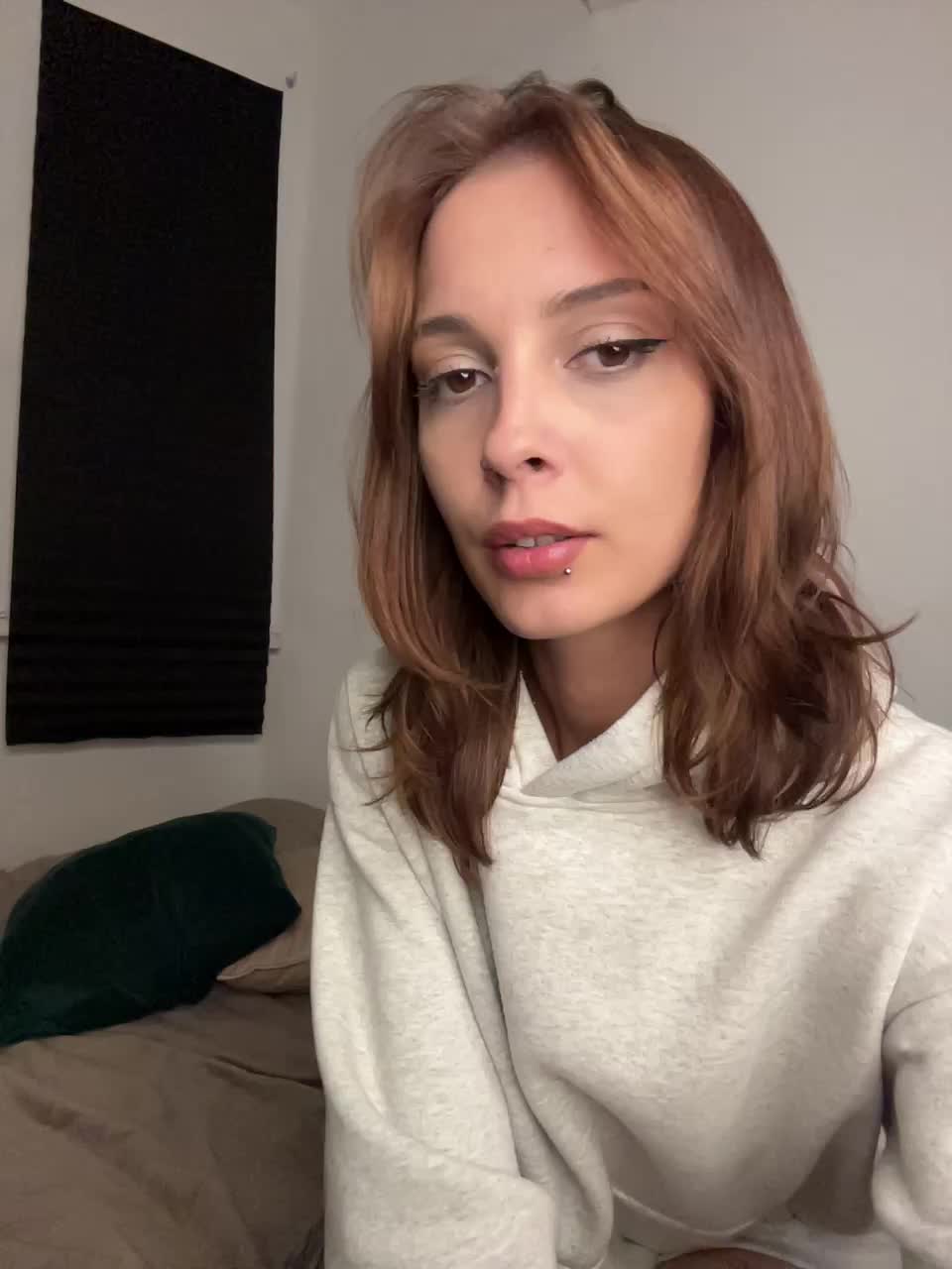 View or download file maribett on 2024-11-09 from bongacams