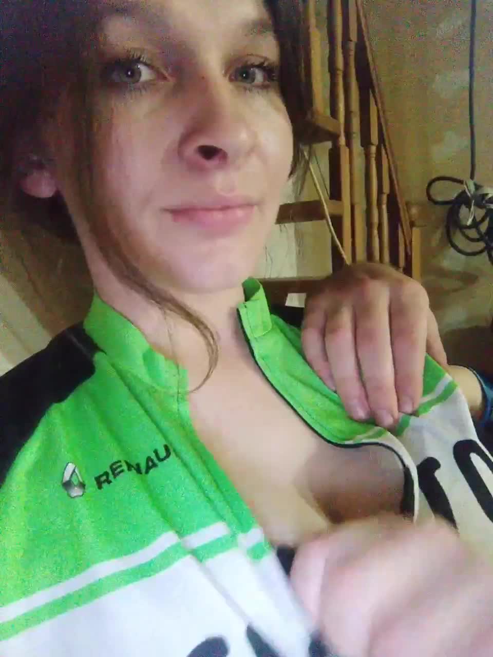 View or download file masya1996 on 2024-11-09 from bongacams