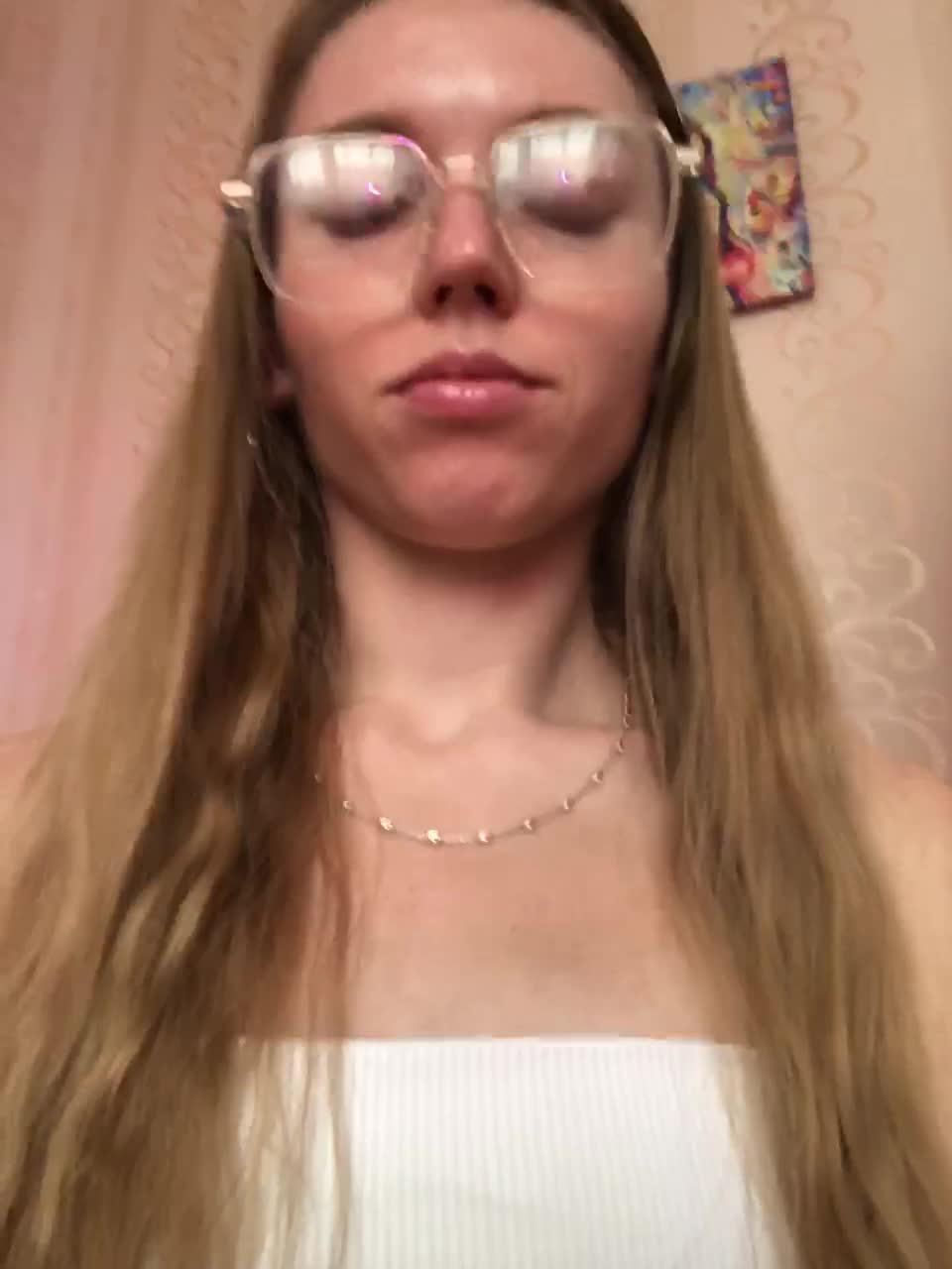 View or download file sabrina_andreeva09 on 2024-11-10 from bongacams