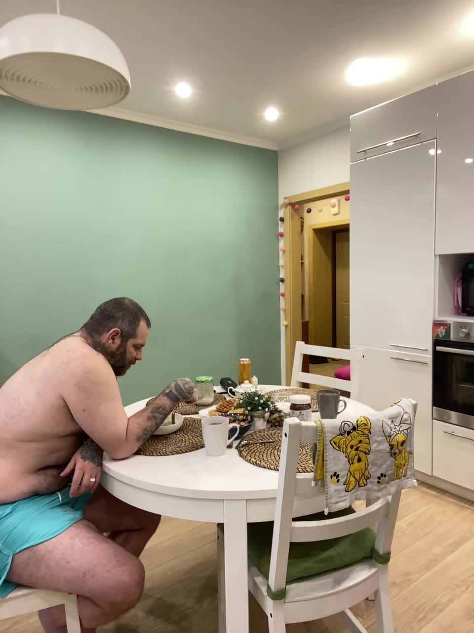 View or download file yugovi on 2024-11-10 from bongacams