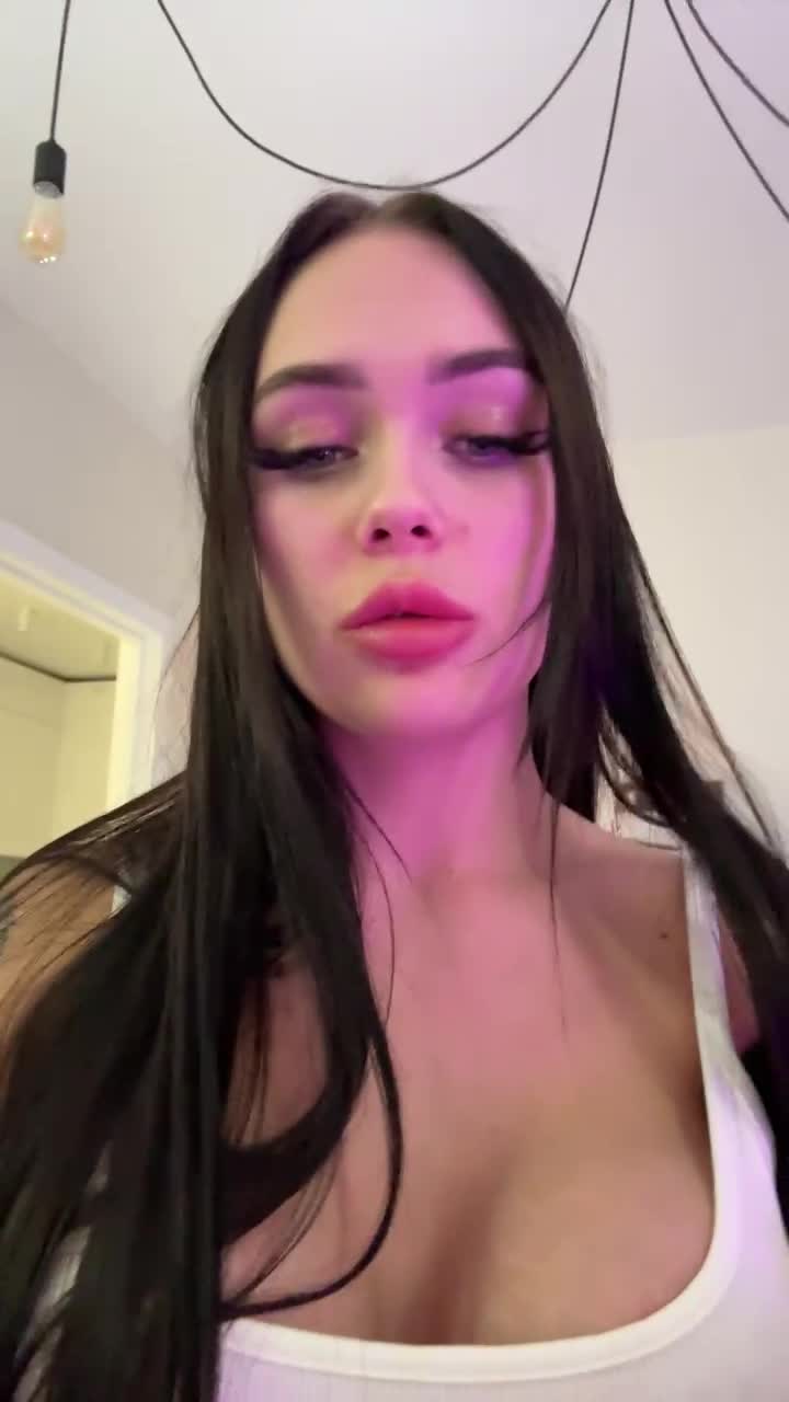 View or download file groteskcouple on 2024-11-12 from bongacams