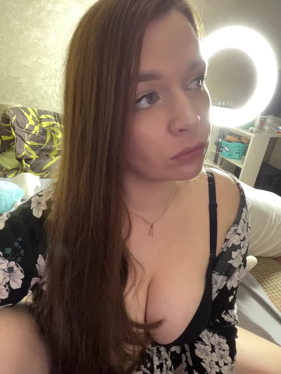 View or download file hellmor on 2024-11-12 from bongacams