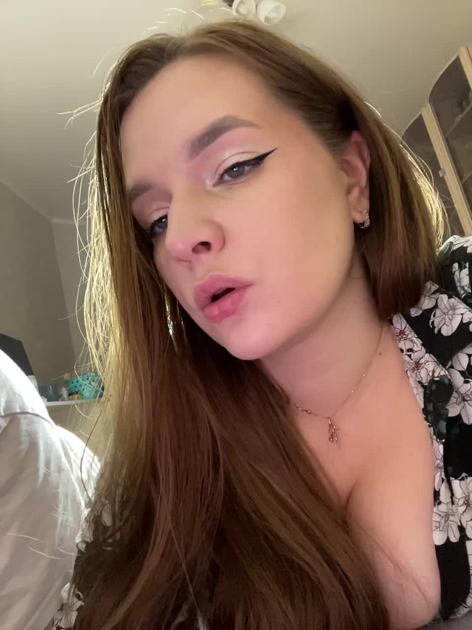 View or download file hellmor on 2024-11-12 from bongacams