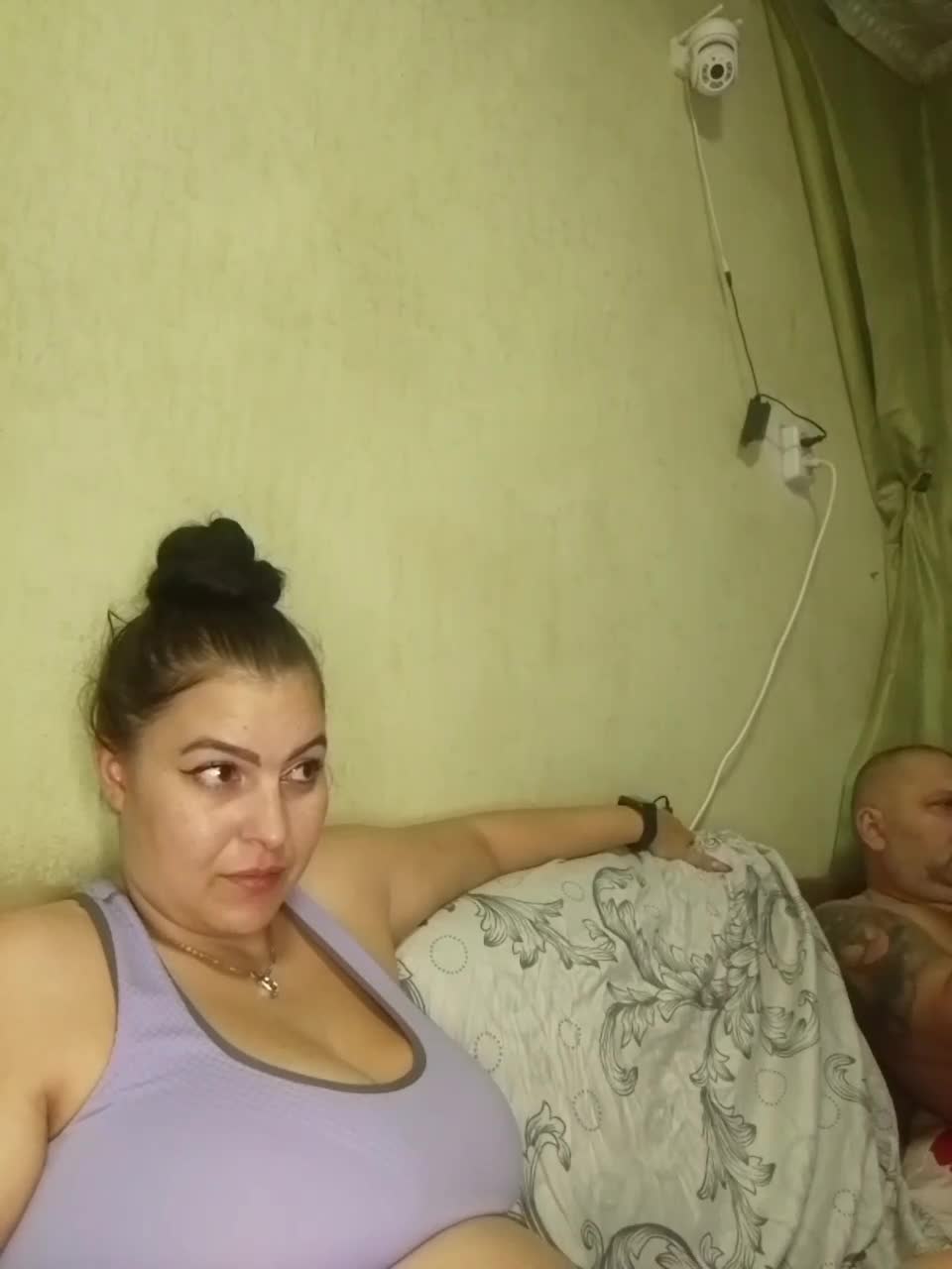 View or download file kissmabont on 2024-11-12 from bongacams