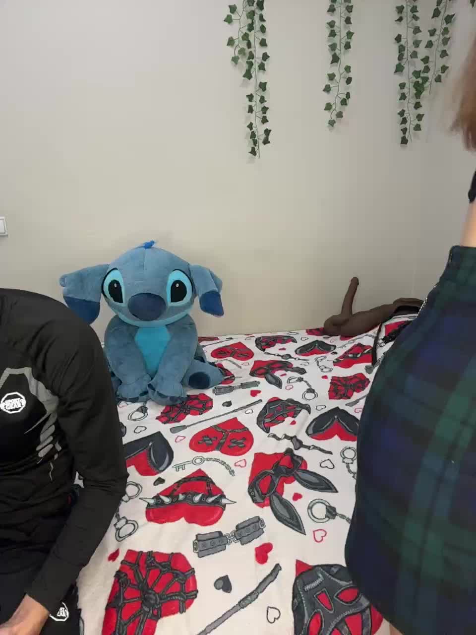 View or download file yololove on 2024-11-12 from bongacams