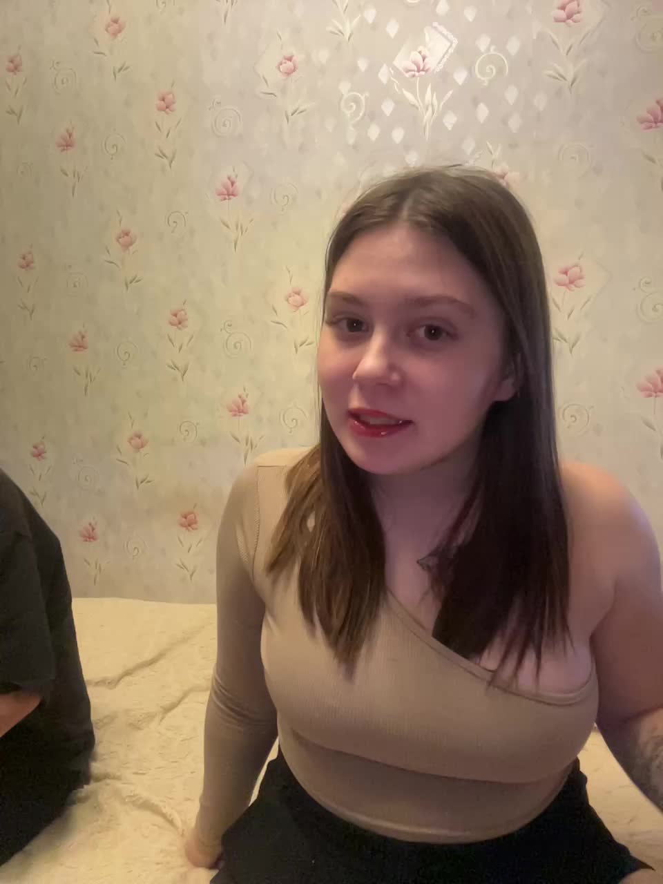 View or download file alyavass1 on 2024-11-13 from bongacams