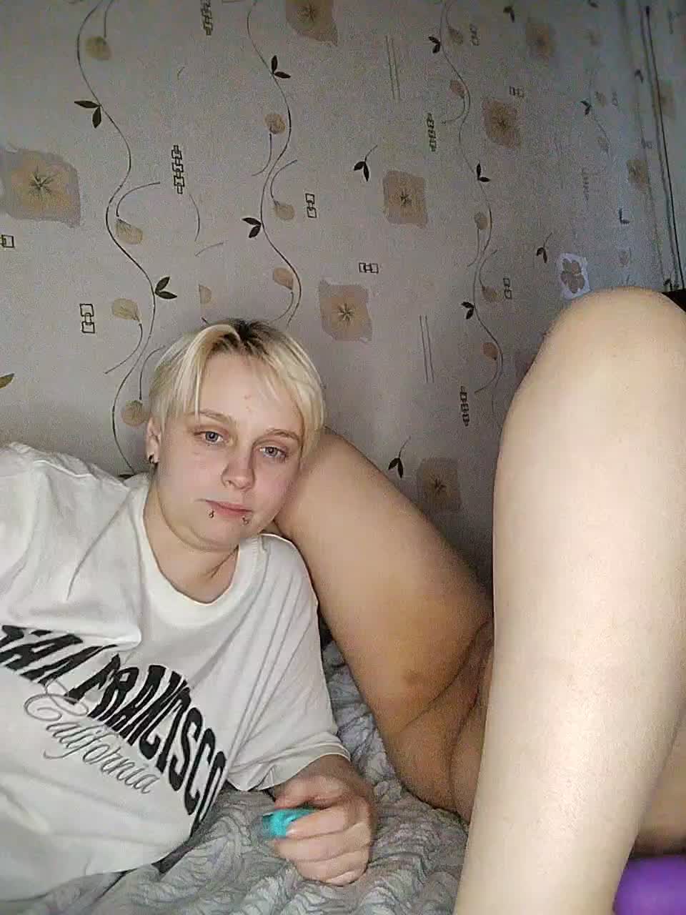 View or download file kittycolorfull on 2024-11-14 from bongacams