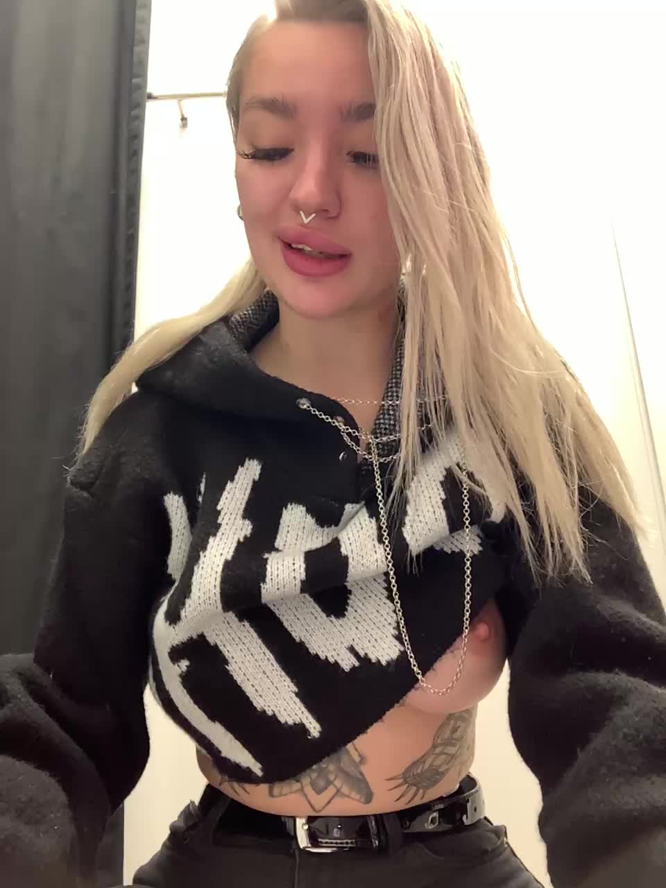 View or download file sextazyy on 2024-11-14 from bongacams