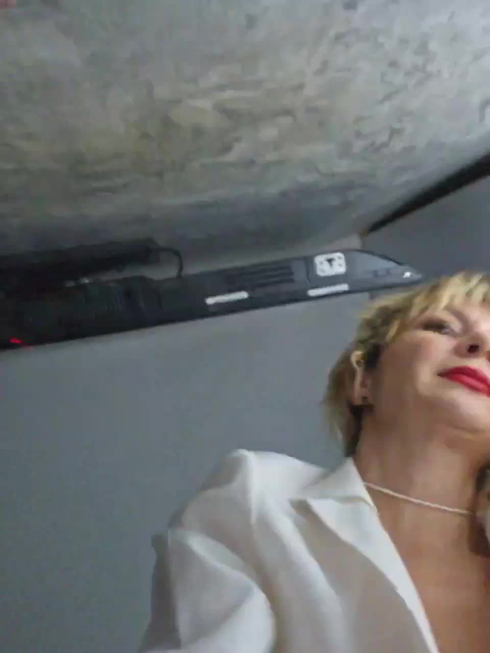 View or download file charlizetheron on 2024-11-15 from bongacams