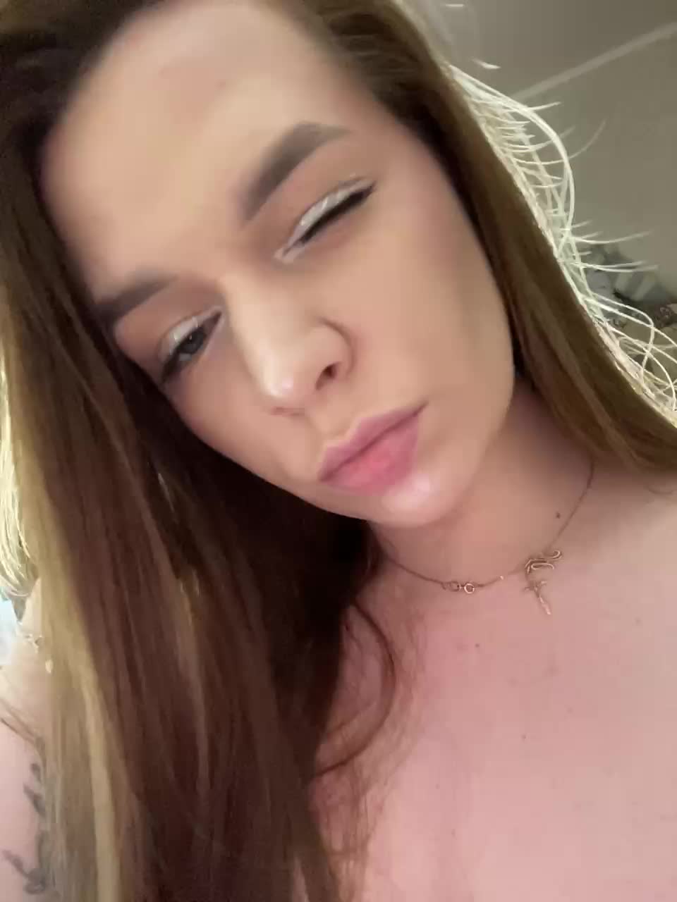 View or download file hellmor on 2024-11-15 from bongacams