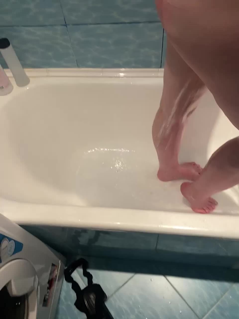 View or download file ernieflossy on 2024-11-16 from bongacams