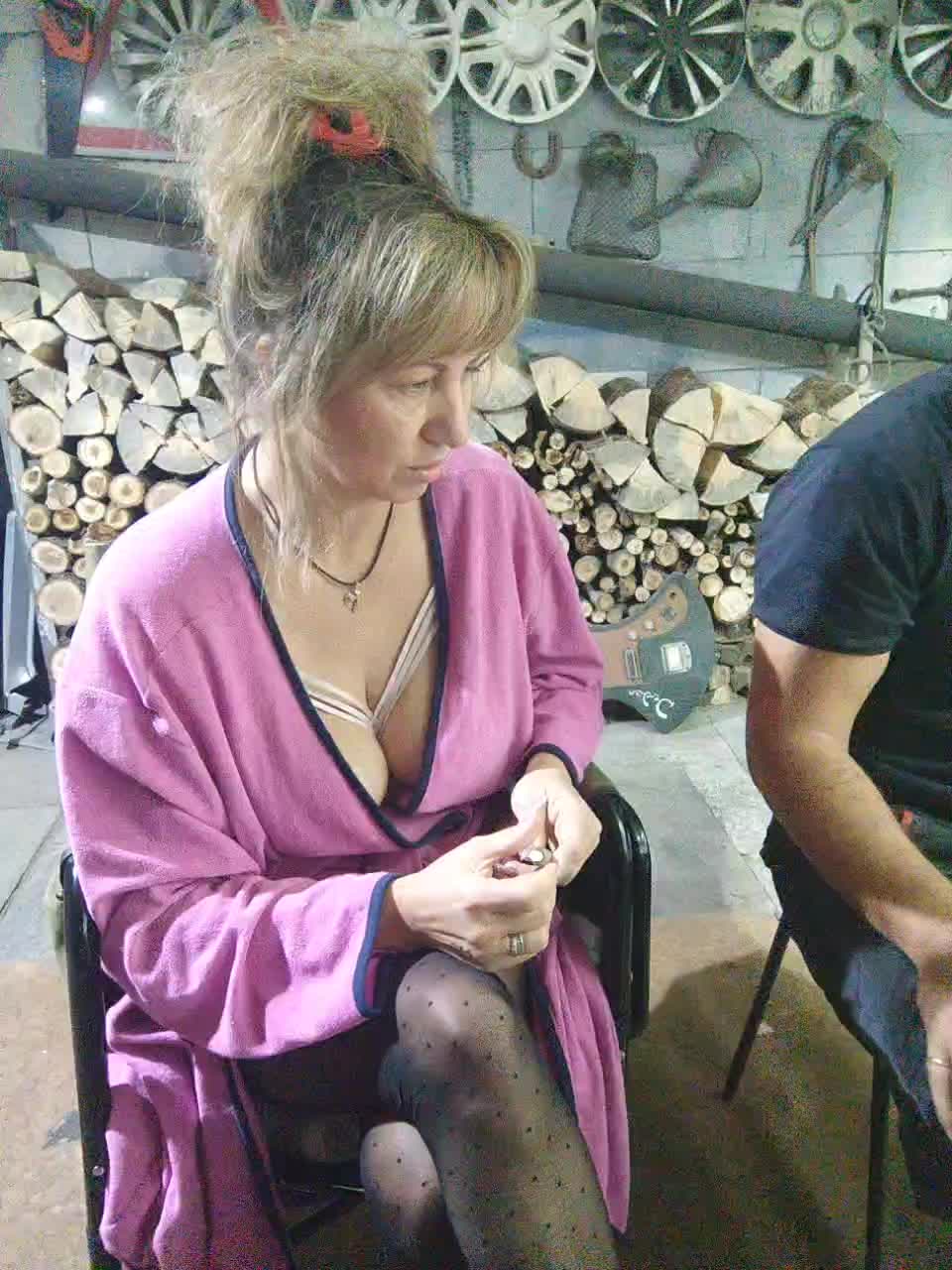 View or download file perepyganue on 2024-11-16 from bongacams